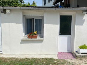 Studio meublée 20m2 sans cuisine les Abrets en Dauphiné